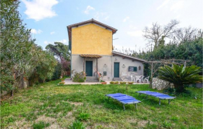 Stunning home in Orbetello with 4 Bedrooms